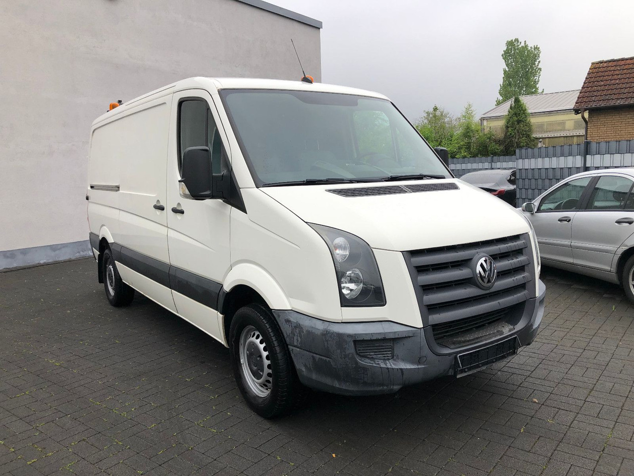 Volkswagen Crafter 2.5 TDI mittel L2H1 - Small van: picture 1 Volkswagen Crafter 2.5 TDI mittel L2H1 - Small van: picture 1