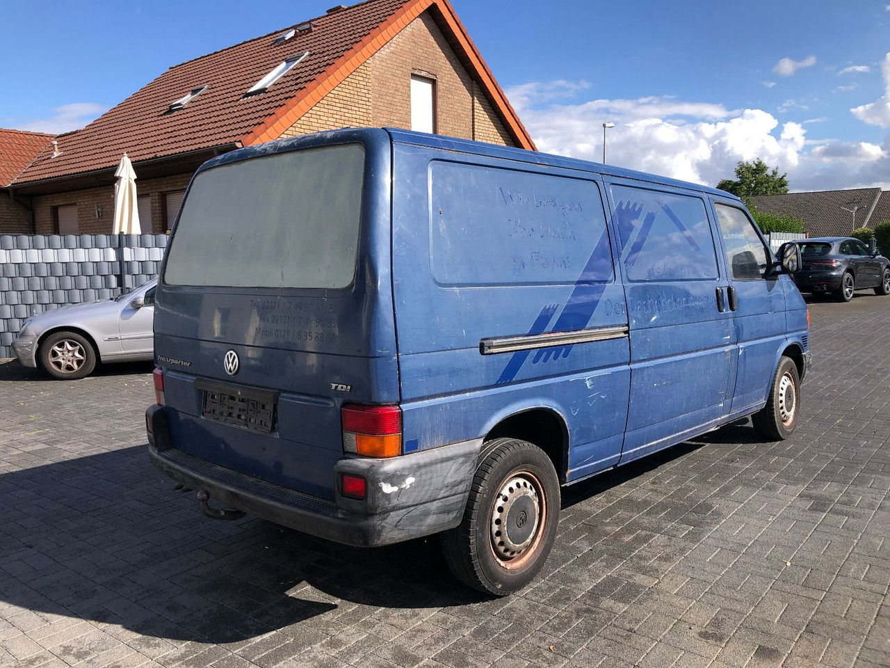 Volkswagen T4 2.5 TDI Lang - Small van: picture 2 Volkswagen T4 2.5 TDI Lang - Small van: picture 2