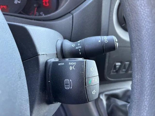 Leasing of Opel Movano T3300 2.4CDTI L1H1 (EURO 6 / 6 GEARS MANUAL GEARBOX / AIRCONDITIONING / APPLE CARPLAY / REAR VIEW CAMERA / ETC) Opel Movano T3300 2.4CDTI L1H1 (EURO 6 / 6 GEARS MANUAL GEARBOX / AIRCONDITIONING / APPLE CARPLAY / REAR VIEW CAMERA / ETC): picture 14