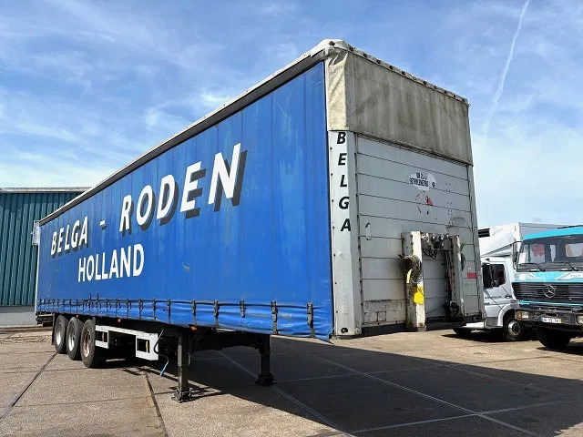 Schmitz Cargobull S01 3-AXLE CURTAINS SIDE WITH SLIDING ROOF (SAF AXLES / DRUM BRAKES / ABS BRAKE SYSTEM) - Curtainsider semi-trailer: picture 2 Schmitz Cargobull S01 3-AXLE CURTAINS SIDE WITH SLIDING ROOF (SAF AXLES / DRUM BRAKES / ABS BRAKE SYSTEM) - Curtainsider semi-trailer: picture 2