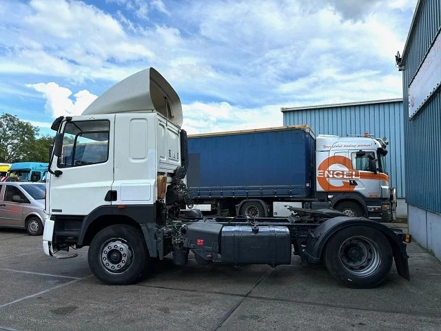 DAF 85.400 ATI SLEEPERCAB (EURO 2 / ZF16 MANUAL GEARBOX / ZF-INTARDER) - Tractor unit: picture 5 DAF 85.400 ATI SLEEPERCAB (EURO 2 / ZF16 MANUAL GEARBOX / ZF-INTARDER) - Tractor unit: picture 5