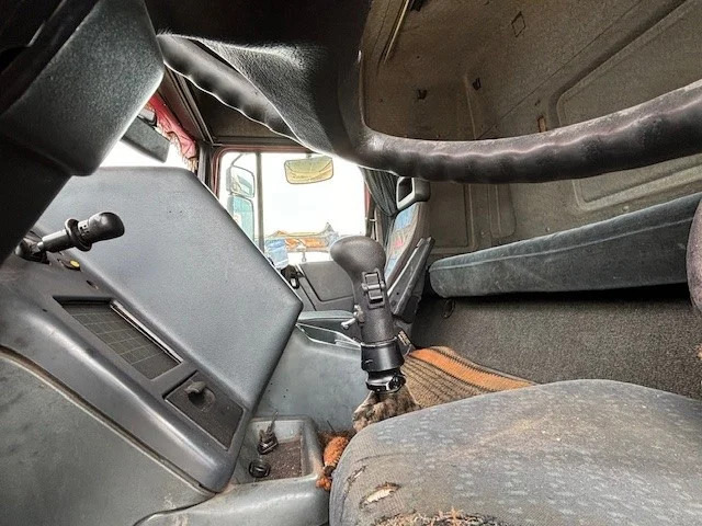Tractor unit DAF 95.360 ATI SPACECAB (DUTCH TRUCK) (EURO 2 / ZF16 MANUAL GEARBOX / ABS BRAKE SYSTEM): picture 7