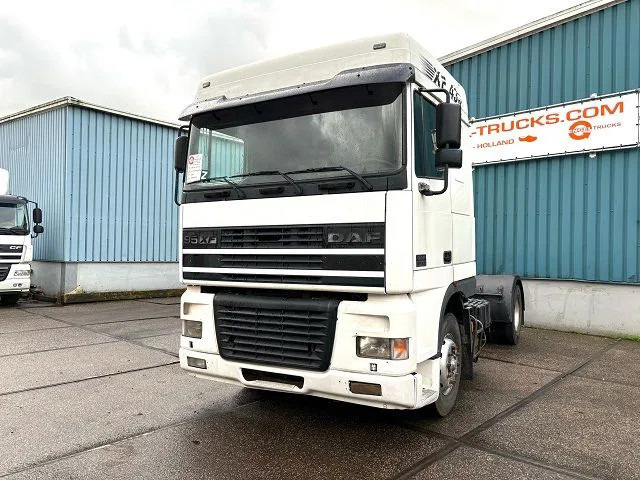 DAF 95.430 XF SPACECAB (EURO 3 / ZF16 MANUAL GEARBOX / ZF-INTARDER / AIRCONDITIONING) - Tractor unit: picture 1 DAF 95.430 XF SPACECAB (EURO 3 / ZF16 MANUAL GEARBOX / ZF-INTARDER / AIRCONDITIONING) - Tractor unit: picture 1