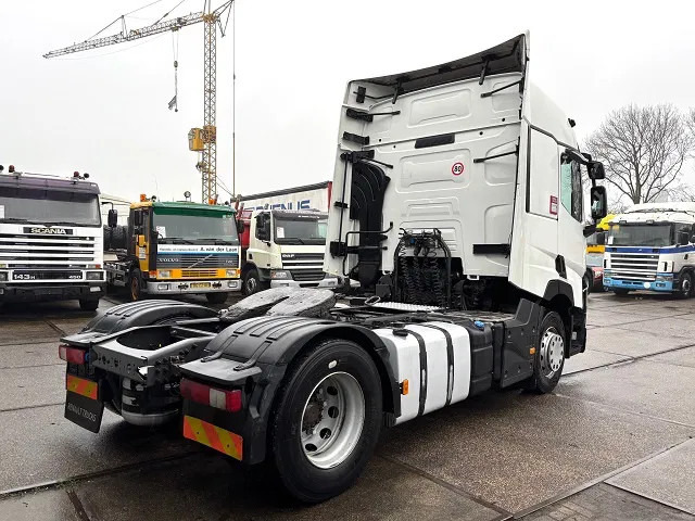 Renault T460 HIGH ROOF 4x2 (EURO 6 / AUTOMATIC GEARBOX / VBI-BRAKE / HYDRAULIC KIT / FRIDGE / AIRCONDITIONING) - Tractor unit: picture 3 Renault T460 HIGH ROOF 4x2 (EURO 6 / AUTOMATIC GEARBOX / VBI-BRAKE / HYDRAULIC KIT / FRIDGE / AIRCONDITIONING) - Tractor unit: picture 3