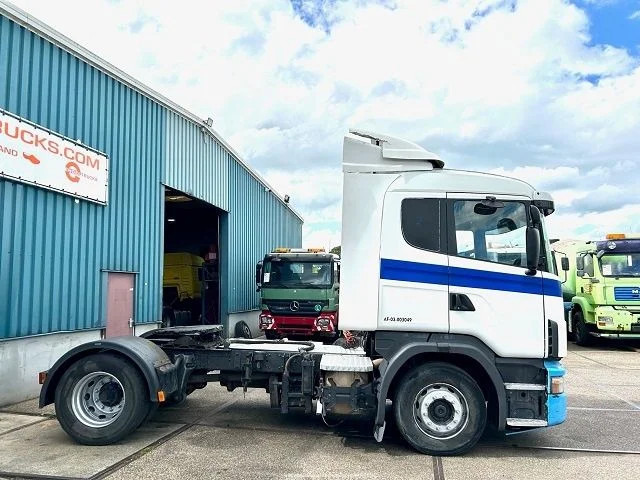 Scania R124-400 L 4x2 SLEEPERCAB ADR/VLG (2 FUEL LINES!!) (EURO 2 / 12 GEARS MANUAL GEARBOX / RETARDER / BLOWER / P.T.O. / AIRCONDITION - Tractor unit: picture 4 Scania R124-400 L 4x2 SLEEPERCAB ADR/VLG (2 FUEL LINES!!) (EURO 2 / 12 GEARS MANUAL GEARBOX / RETARDER / BLOWER / P.T.O. / AIRCONDITION - Tractor unit: picture 4