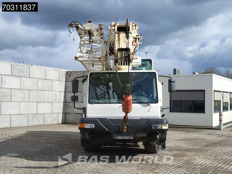Liebherr LTM1030-2 - Construction machinery: picture 3 Liebherr LTM1030-2 - Construction machinery: picture 3