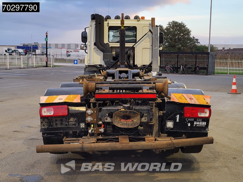 DAF CF 440 6X2 HYVA 22-60-S Hooklift Lift Axle Automatic ACC Euro 6 - Hook lift truck: picture 3 DAF CF 440 6X2 HYVA 22-60-S Hooklift Lift Axle Automatic ACC Euro 6 - Hook lift truck: picture 3
