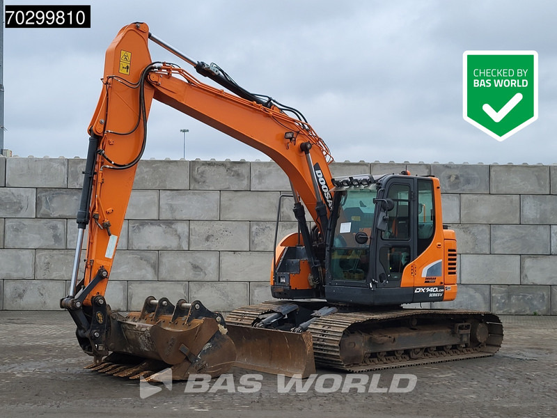 Doosan DX140 LCR-5 BLADE - 3 BUCKETS - Crawler excavator: picture 1 Doosan DX140 LCR-5 BLADE - 3 BUCKETS - Crawler excavator: picture 1