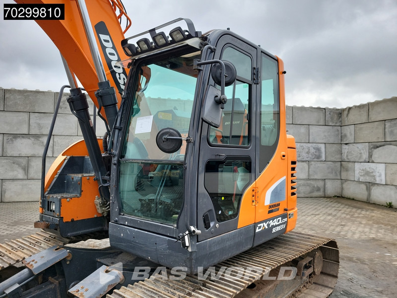 Crawler excavator Doosan DX140 LCR-5 BLADE - 3 BUCKETS: picture 8 Crawler excavator Doosan DX140 LCR-5 BLADE - 3 BUCKETS: picture 8