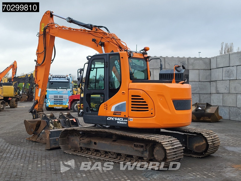 Doosan DX140 LCR-5 BLADE - 3 BUCKETS - Crawler excavator: picture 2 Doosan DX140 LCR-5 BLADE - 3 BUCKETS - Crawler excavator: picture 2
