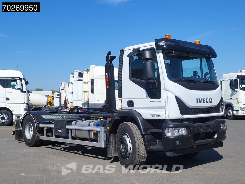 Iveco Eurocargo 180E320 4X2 NEW! 14tons Hiab Multilift ULT14S51 ACC Euro 6 - Hook lift truck: picture 3 Iveco Eurocargo 180E320 4X2 NEW! 14tons Hiab Multilift ULT14S51 ACC Euro 6 - Hook lift truck: picture 3