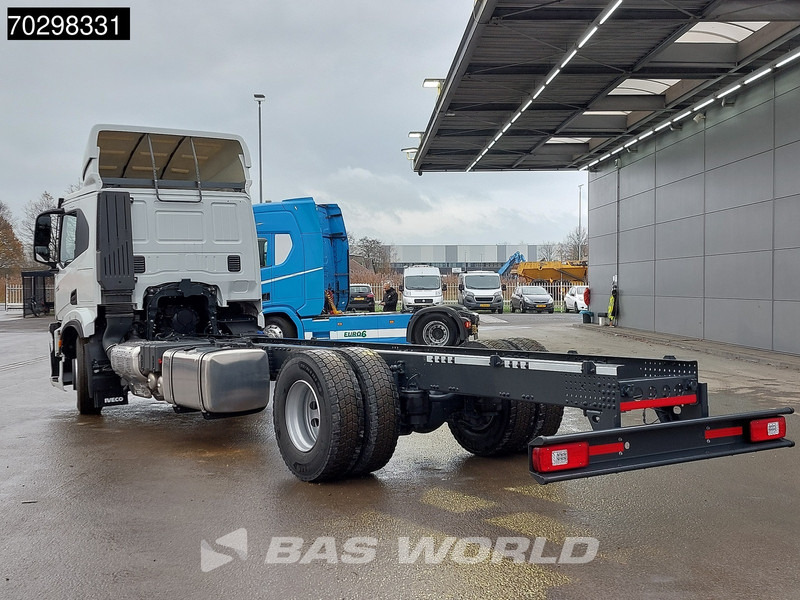 Iveco S-Way 340 4X2 NEW! Chassis ACC Led Euro 6 - Cab chassis truck: picture 2 Iveco S-Way 340 4X2 NEW! Chassis ACC Led Euro 6 - Cab chassis truck: picture 2