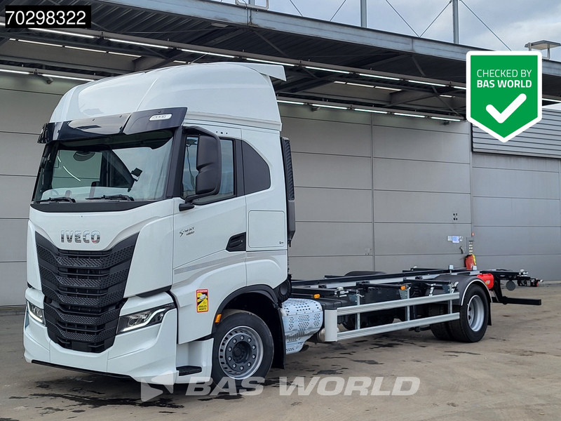 Iveco S-Way 460 4X2 New! BDF Navi ACC LED Euro 6 - Container transporter/ Swap body truck: picture 1 Iveco S-Way 460 4X2 New! BDF Navi ACC LED Euro 6 - Container transporter/ Swap body truck: picture 1