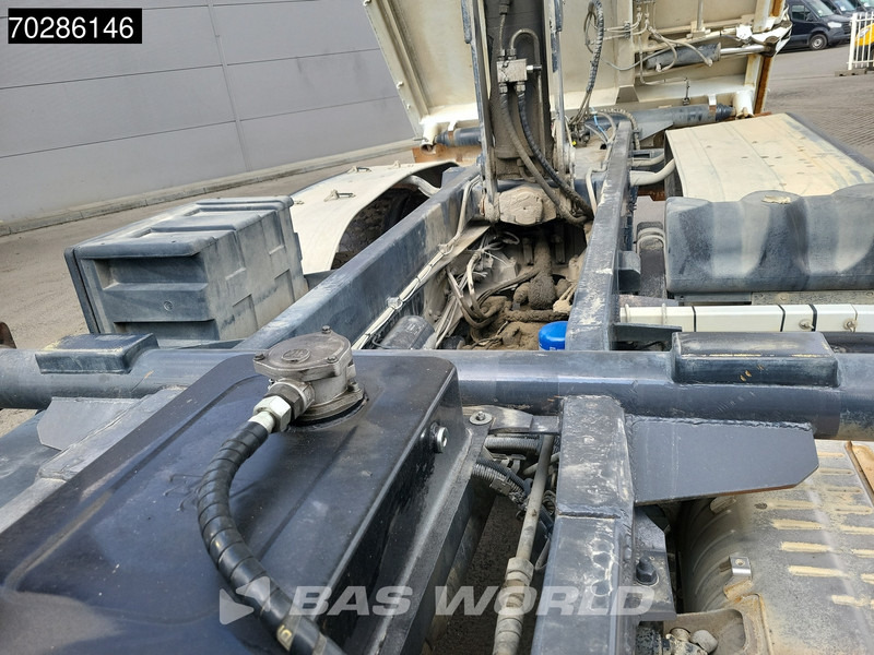 Leasing of Iveco Trakker 360 6X4 10m3 2-Sided Tipper Steelsuspension Big-Axle Automatic Euro 6 Iveco Trakker 360 6X4 10m3 2-Sided Tipper Steelsuspension Big-Axle Automatic Euro 6: picture 20