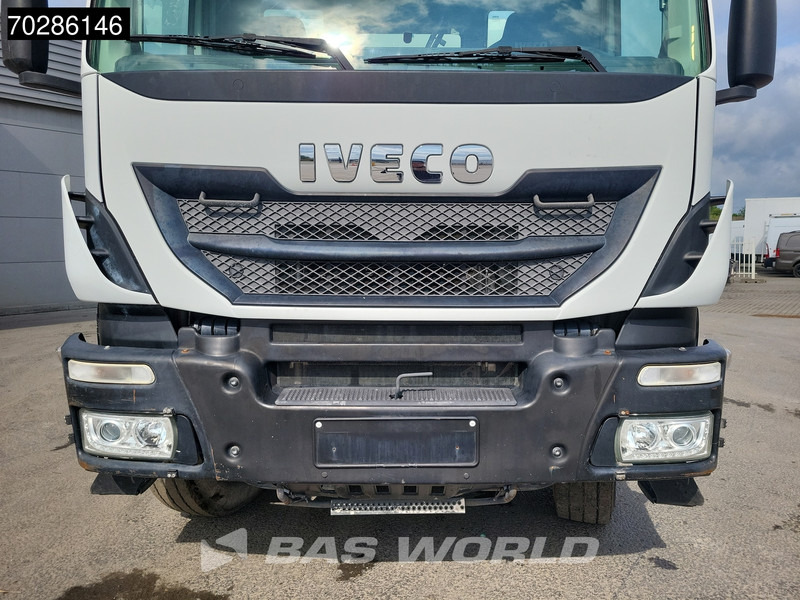 Leasing of Iveco Trakker 360 6X4 10m3 2-Sided Tipper Steelsuspension Big-Axle Automatic Euro 6 Iveco Trakker 360 6X4 10m3 2-Sided Tipper Steelsuspension Big-Axle Automatic Euro 6: picture 15