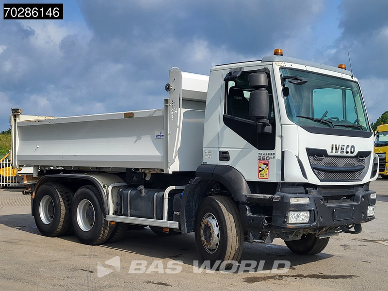 Leasing of Iveco Trakker 360 6X4 10m3 2-Sided Tipper Steelsuspension Big-Axle Automatic Euro 6 Iveco Trakker 360 6X4 10m3 2-Sided Tipper Steelsuspension Big-Axle Automatic Euro 6: picture 11