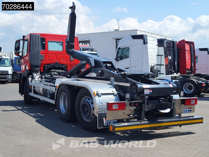 Iveco X-Way 460 6X2 NEW VDL S21-6400 Hooklift Lift+steering Axle Automatic Navi Euro 6 - Hook lift truck: picture 2 Iveco X-Way 460 6X2 NEW VDL S21-6400 Hooklift Lift+steering Axle Automatic Navi Euro 6 - Hook lift truck: picture 2