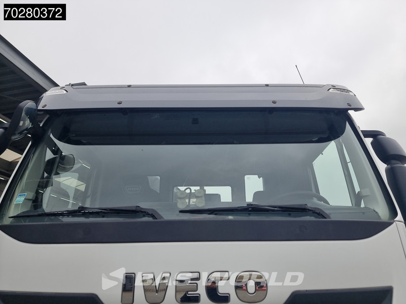Hook lift truck Iveco X-Way 460 6X4 20 Tons HYVA Hook Navi Euro 6: picture 11