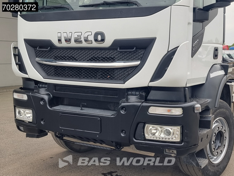 Hook lift truck Iveco X-Way 460 6X4 20 Tons HYVA Hook Navi Euro 6: picture 12