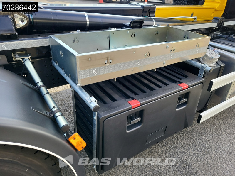 New Hook lift truck Iveco X-Way 580 6X2 NEW Palfinger PHT20SLD5 Hooklift Lift+steering Axle Automatic Navi ACC LED: picture 19
