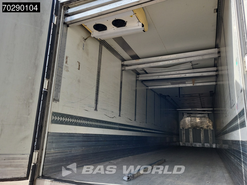 Refrigerator semi-trailer Krone SD 1 3 axles TUV 03/26 Schiebewand Dobbelstock: picture 10