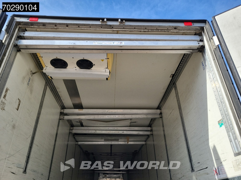 Refrigerator semi-trailer Krone SD 1 3 axles TUV 03/26 Schiebewand Dobbelstock: picture 9