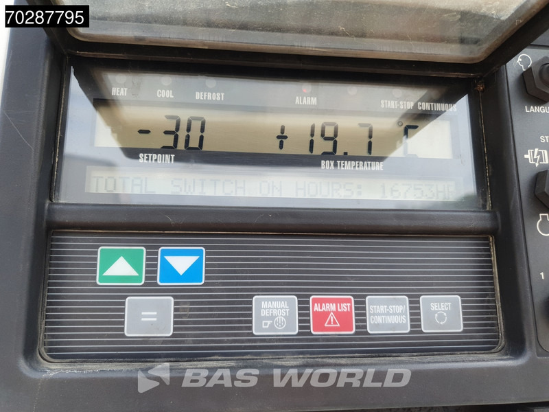 Refrigerator semi-trailer Krone SD Doppelstock Palettenkasten Liftachse: picture 19