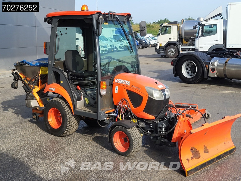 Kubota BX231D-C C10 4X4 - Farm tractor: picture 5 Kubota BX231D-C C10 4X4 - Farm tractor: picture 5