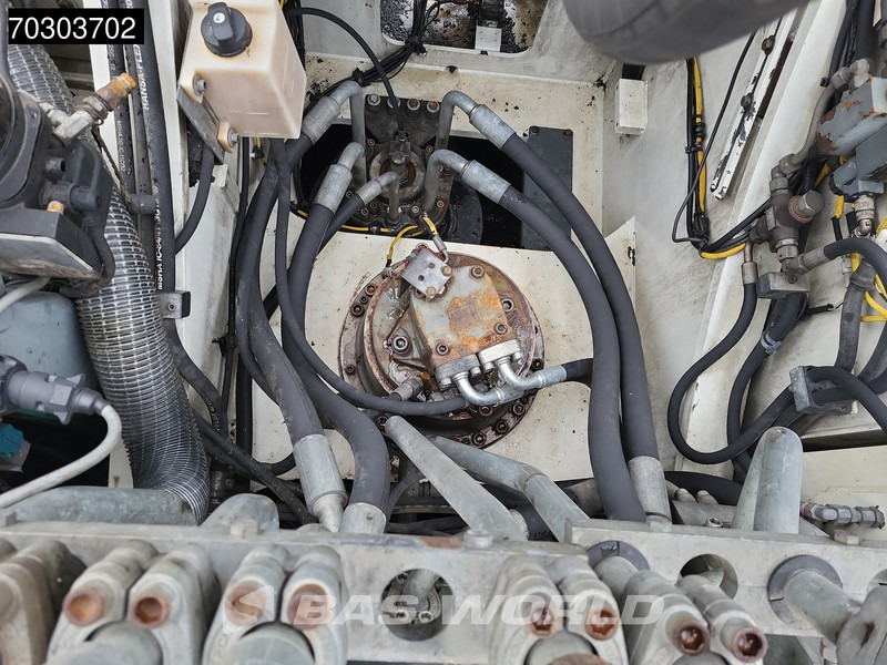 Crawler excavator Liebherr R954 C HDW: picture 20