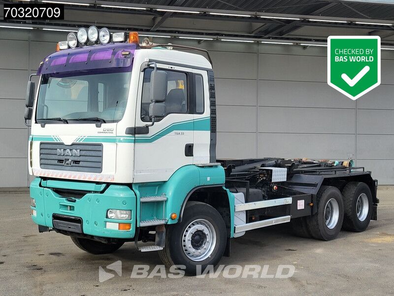MAN TGA 33.350 6X4 Containersystem Steel suspension Manual Big-Axle Euro 2 - Hook lift truck: picture 1 MAN TGA 33.350 6X4 Containersystem Steel suspension Manual Big-Axle Euro 2 - Hook lift truck: picture 1
