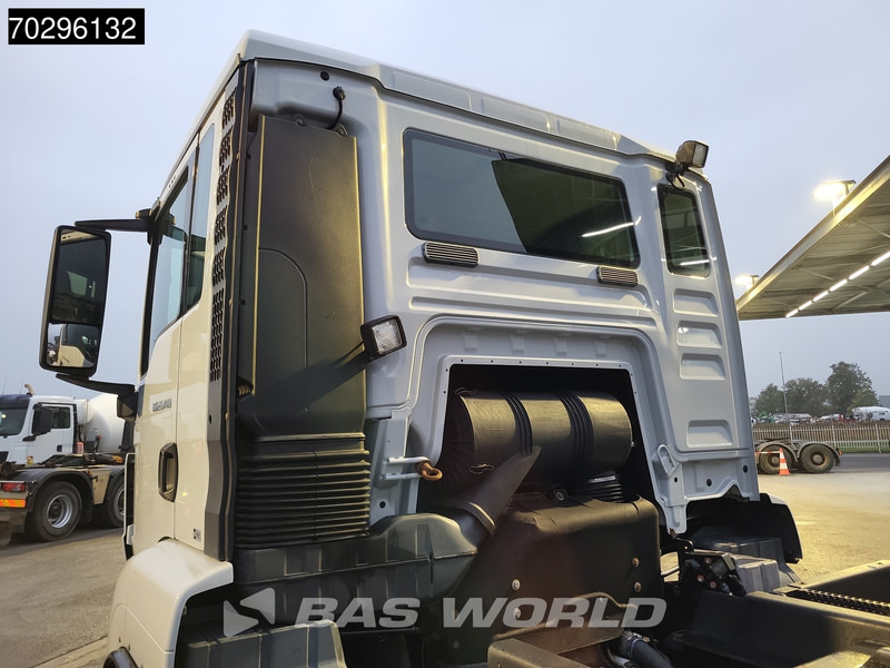 MAN TGS 26.440 6X4 ANG containersystem Retarder Manual Euro 5 - Hook lift truck: picture 3 MAN TGS 26.440 6X4 ANG containersystem Retarder Manual Euro 5 - Hook lift truck: picture 3