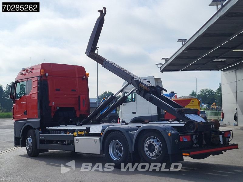 MAN TGX 26.470 TGX 6X2 VDL S-21-6200 ADR Retarder Lift+Lenkachse ACC Euro 6 - Hook lift truck: picture 2 MAN TGX 26.470 TGX 6X2 VDL S-21-6200 ADR Retarder Lift+Lenkachse ACC Euro 6 - Hook lift truck: picture 2