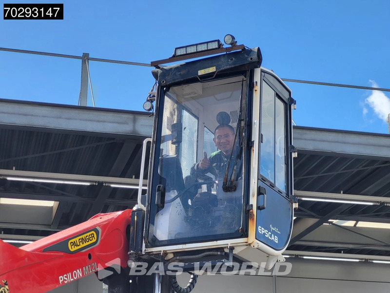 Timber truck, Crane truck MAN TGX 33.580 TGX 6X4 Palfinger Epsilon Wood crane Holztransport Retarder Navi Xenon Euro 6: picture 11 Timber truck, Crane truck MAN TGX 33.580 TGX 6X4 Palfinger Epsilon Wood crane Holztransport Retarder Navi Xenon Euro 6: picture 11