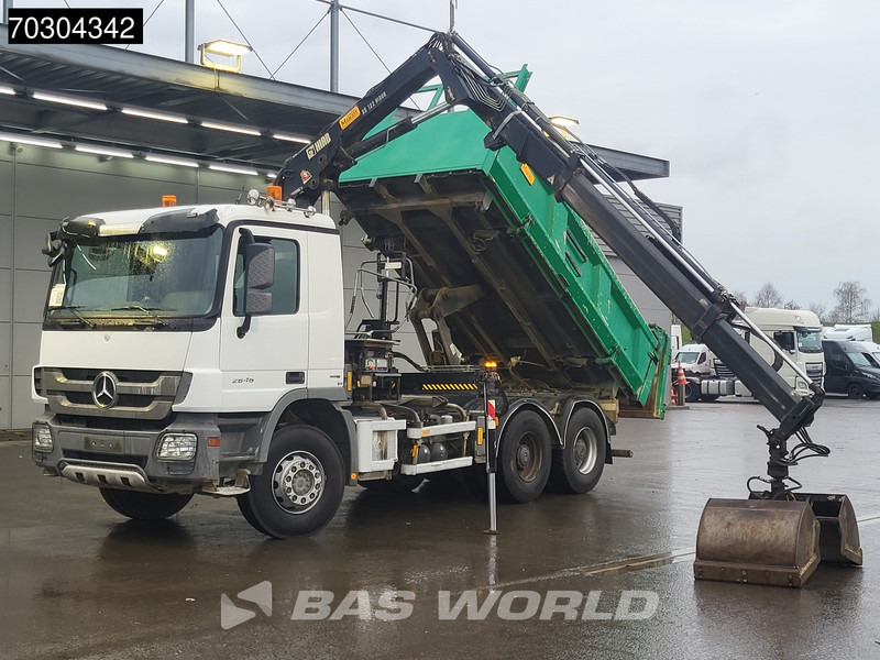 Mercedes-Benz Actros 2646 Actros 6X4 HIAB 122 BS-2 HIDUO Crane Kran 3-way tipper Big-Axle Euro 5 - Tipper, Crane truck: picture 2 Mercedes-Benz Actros 2646 Actros 6X4 HIAB 122 BS-2 HIDUO Crane Kran 3-way tipper Big-Axle Euro 5 - Tipper, Crane truck: picture 2