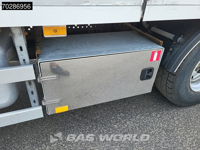 Box truck Mercedes-Benz Antos 1827 Antos 4X2 2000kg Ladebordwand box heating Automatic Euro 6: picture 19