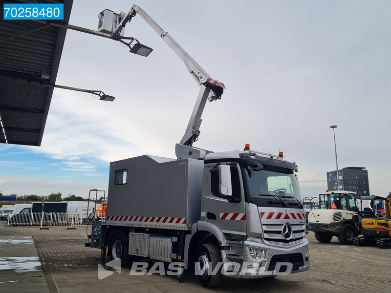 Mercedes-Benz Antos 1830 4X2 Hubarbeitsbühne 14.70m Time France VST 248 NF Navi Euro 6 - Crane truck: picture 5 Mercedes-Benz Antos 1830 4X2 Hubarbeitsbühne 14.70m Time France VST 248 NF Navi Euro 6 - Crane truck: picture 5