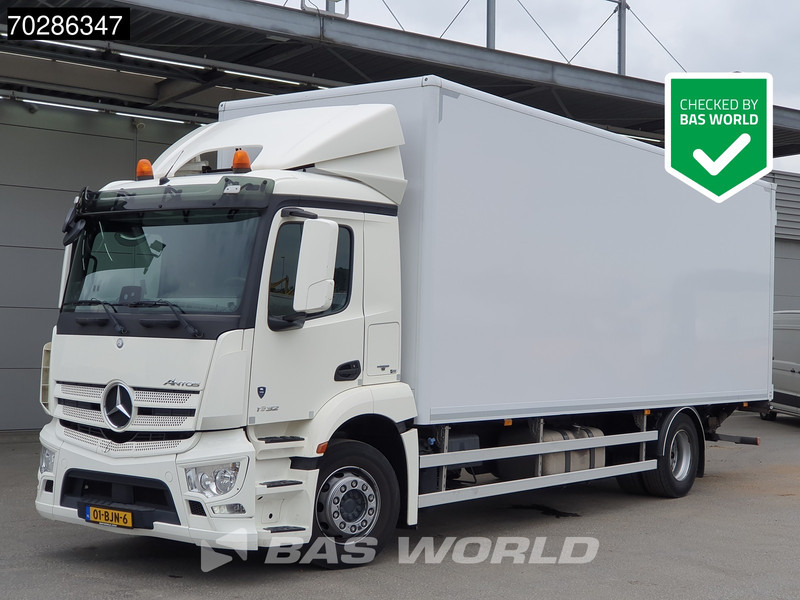 Box truck Mercedes-Benz Antos 1932 4X2 19t NL-Truck APK 2500kg Ladebordwand Automatic ACC Euro 6: picture 1