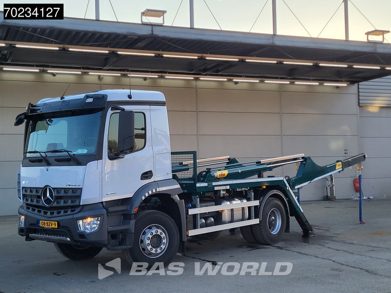 Mercedes-Benz Arocs 2136 4X2 NL-Truck 12Tons HyvaLift Automatic Steelsuspension Euro 6 - Skip loader truck: picture 3 Mercedes-Benz Arocs 2136 4X2 NL-Truck 12Tons HyvaLift Automatic Steelsuspension Euro 6 - Skip loader truck: picture 3