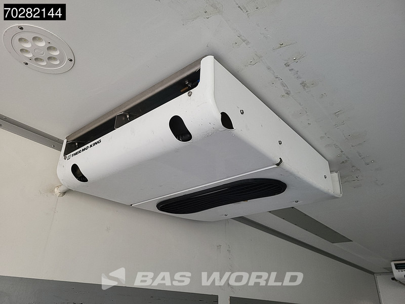 Refrigerator truck Mercedes-Benz Atego 1524 Atego 4X2 Thermo King T-1200R Spectrum 1500kg Ladebordwand Euro 6: picture 9 Refrigerator truck Mercedes-Benz Atego 1524 Atego 4X2 Thermo King T-1200R Spectrum 1500kg Ladebordwand Euro 6: picture 9