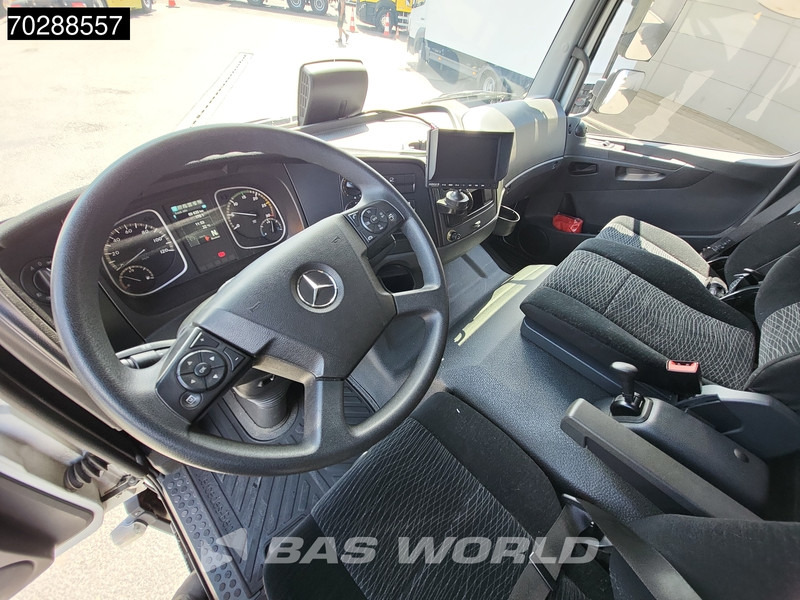 Box truck Mercedes-Benz Atego 1527 4X2 15tonner LOW Mileage! 1500kg Ladebordwand Automatic Euro 6: picture 17