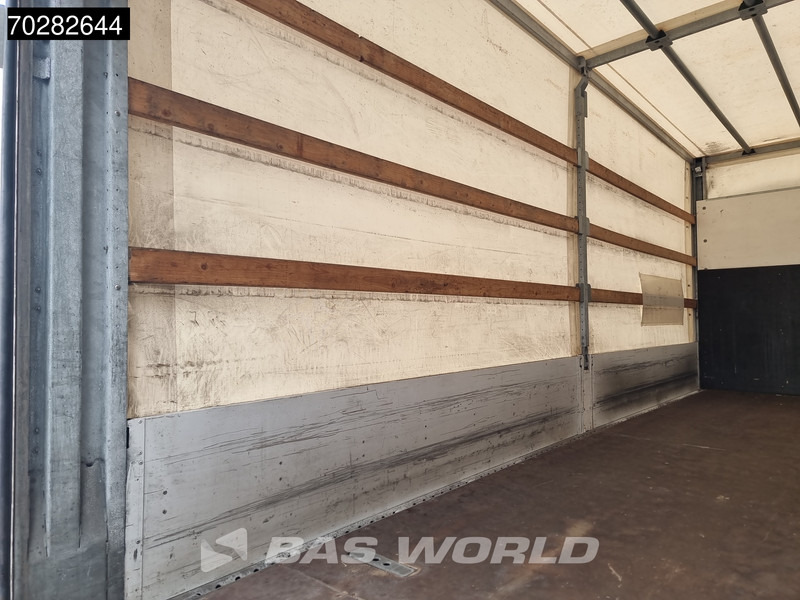 Mitsubishi 7C18 4X2 - Curtainsider truck: picture 5 Mitsubishi 7C18 4X2 - Curtainsider truck: picture 5
