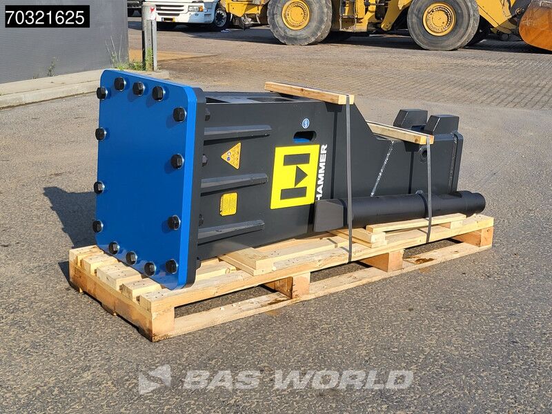 Mustang HM2900 - Hydraulic hammer: picture 3 Mustang HM2900 - Hydraulic hammer: picture 3