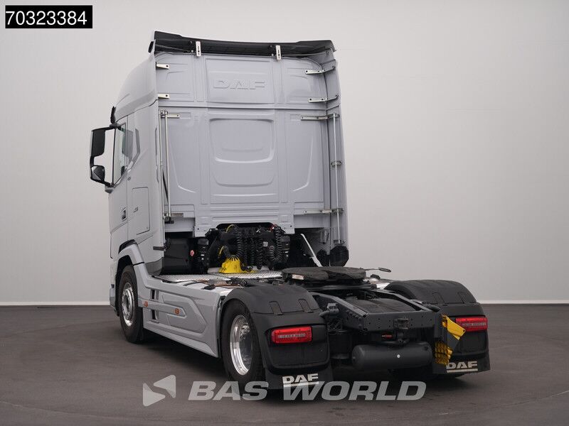DAF XG 530 4X2 ADR! Retarder 2xTanks Alcoa's Standklima ACC - Tractor unit: picture 2 DAF XG 530 4X2 ADR! Retarder 2xTanks Alcoa's Standklima ACC - Tractor unit: picture 2