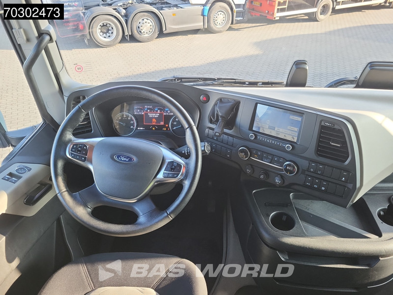 Tractor unit Ford F-Max 500 4X2 Retarder Standklima 2xTanks ACC LED Euro 6: picture 17 Tractor unit Ford F-Max 500 4X2 Retarder Standklima 2xTanks ACC LED Euro 6: picture 17