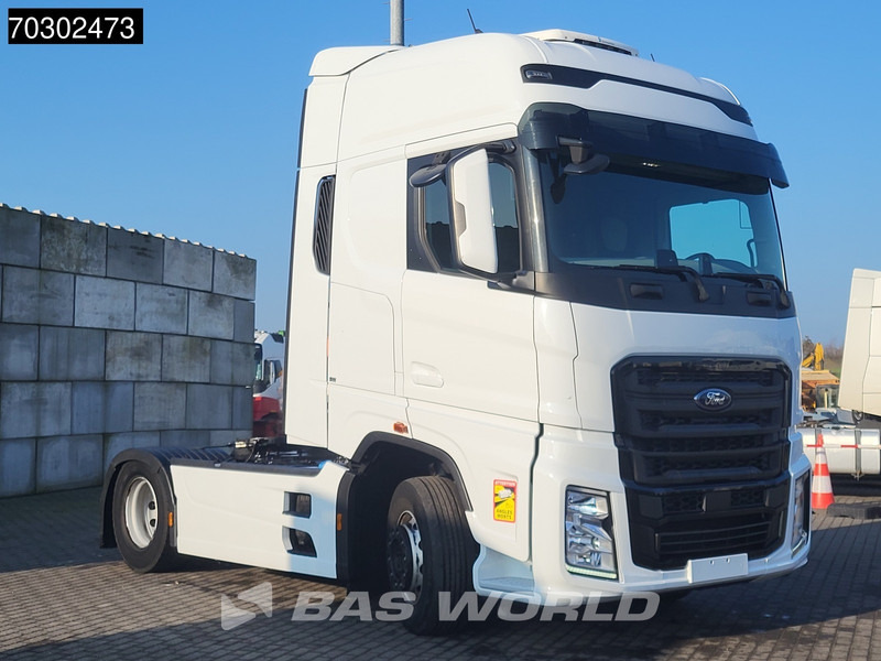 Tractor unit Ford F-Max 500 4X2 Retarder Standklima 2xTanks ACC LED Euro 6: picture 11 Tractor unit Ford F-Max 500 4X2 Retarder Standklima 2xTanks ACC LED Euro 6: picture 11