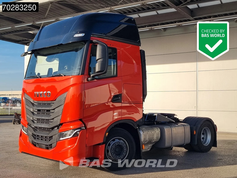 Iveco S-Way 490 4X2 DAMAGED! chassis bent 2x Tanks LED Navi Euro 6 - Tractor unit: picture 1 Iveco S-Way 490 4X2 DAMAGED! chassis bent 2x Tanks LED Navi Euro 6 - Tractor unit: picture 1