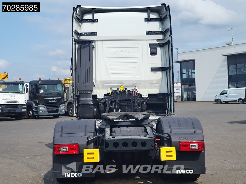 Iveco S-Way 490 4X2 Retarder 2x Tanks Standklima Navi ACC LED - Tractor unit: picture 3 Iveco S-Way 490 4X2 Retarder 2x Tanks Standklima Navi ACC LED - Tractor unit: picture 3