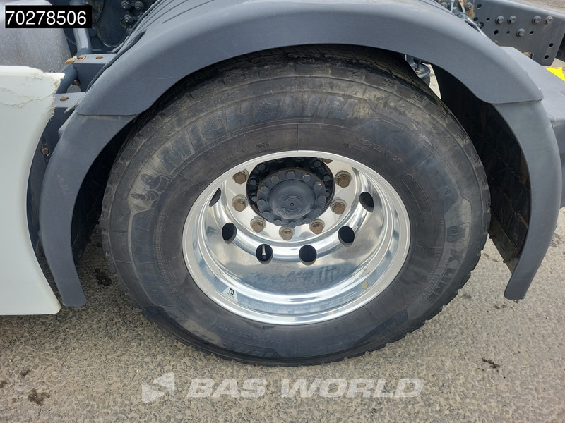 Tractor unit Iveco S-Way 570 S-Way 4X2 Retarder 2x Tanks Standklima Navi Alcoa's: picture 17