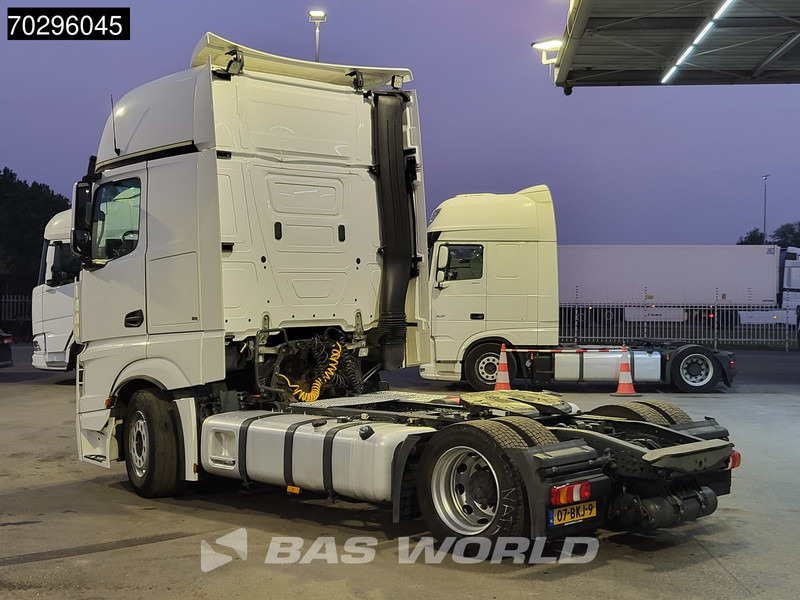 Mercedes-Benz Actros 1845 Actros 4X2 GigaSpace NL-Truck Mega 2xTanks Standklima ACC Euro 6 - Tractor unit: picture 2 Mercedes-Benz Actros 1845 Actros 4X2 GigaSpace NL-Truck Mega 2xTanks Standklima ACC Euro 6 - Tractor unit: picture 2