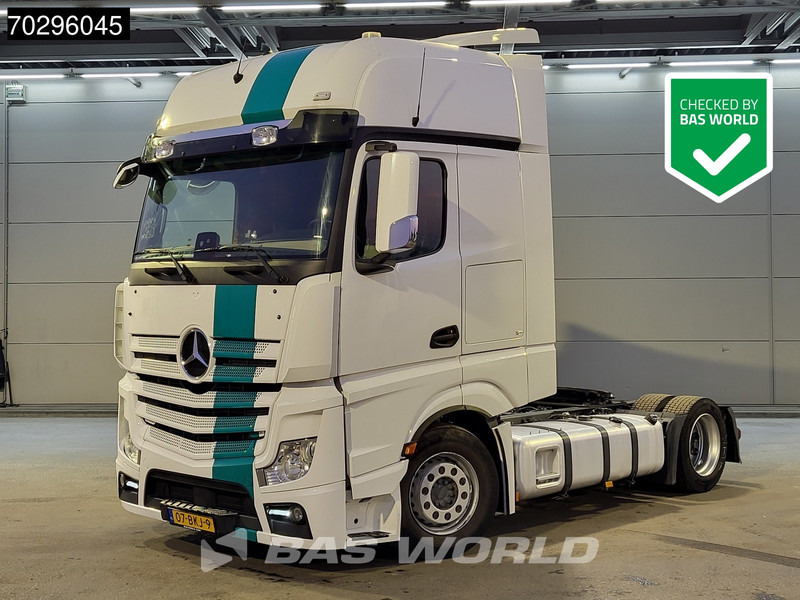 Mercedes-Benz Actros 1845 Actros 4X2 GigaSpace NL-Truck Mega 2xTanks Standklima ACC Euro 6 - Tractor unit: picture 1 Mercedes-Benz Actros 1845 Actros 4X2 GigaSpace NL-Truck Mega 2xTanks Standklima ACC Euro 6 - Tractor unit: picture 1